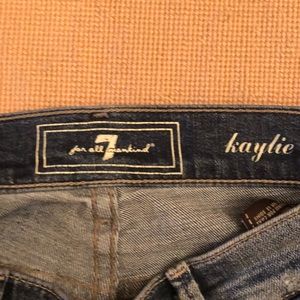 Flare distressed jeans